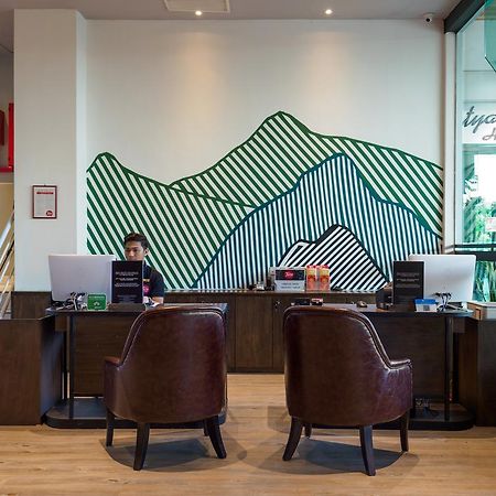 Tune Hotel - 1Borneo Кота Кинабалу Екстериор снимка