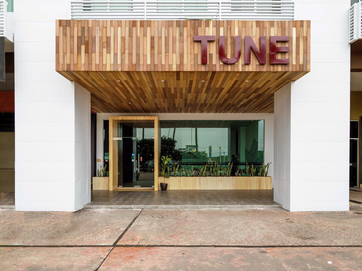 Tune Hotel - 1Borneo Кота Кинабалу Екстериор снимка